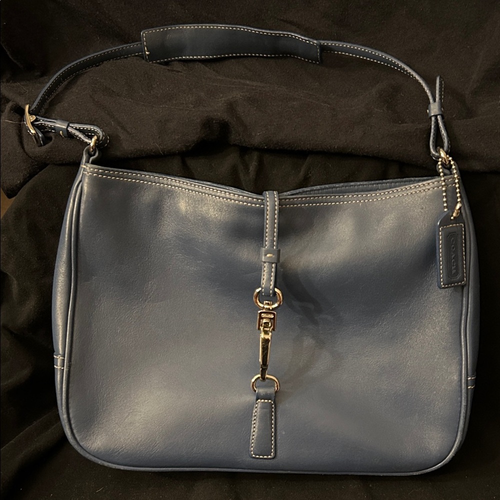 Elegant Coach Vintage Hampton Clip 7751 Shoulder Bag